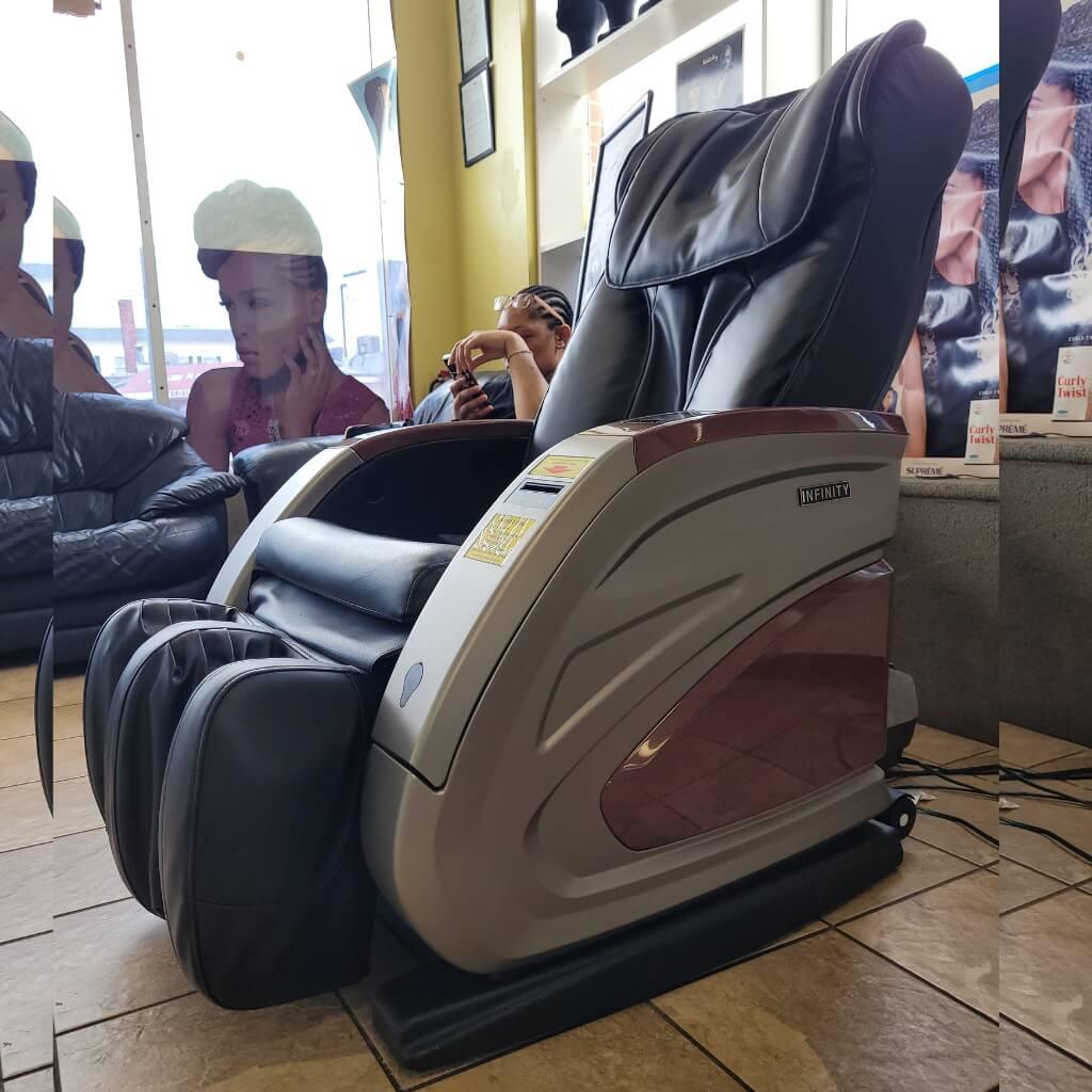 Black with Wood Grain Infinity IT 6900 | Commercial Vending Massage Chairs