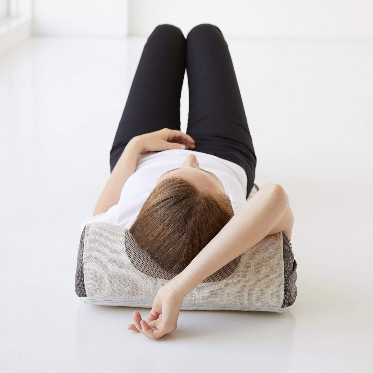 Synca Wellness Corron Premium Roll Up Massager