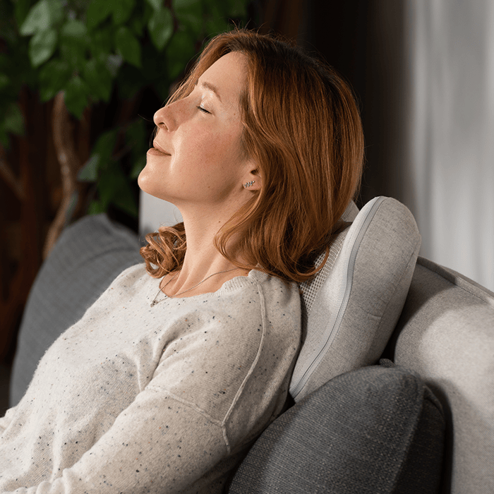Synca iPuffy - Premium 3D Heated Lumbar Massager