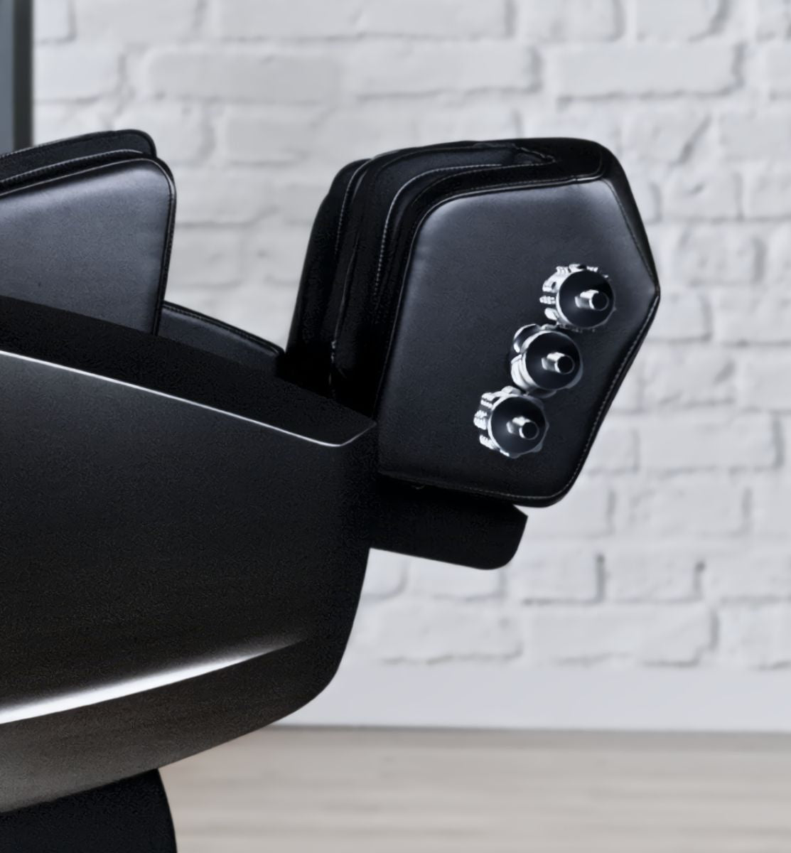 Daiwa Supreme Hybrid X Massage Chair