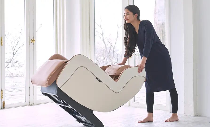 Synca CirC Plus Massage Chair | SL-Track & Heat | Zebra – ZEBRA