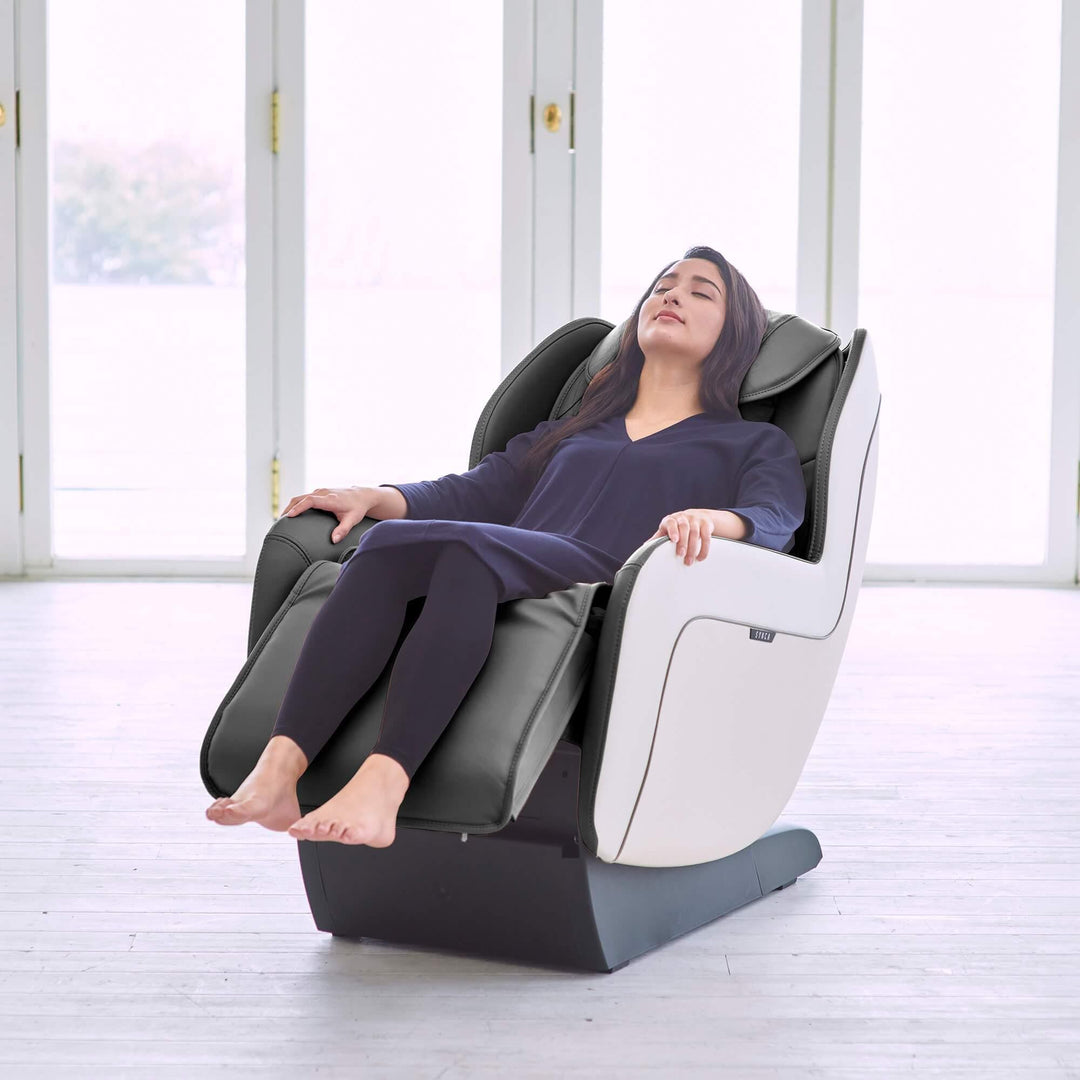 Synca CirC Plus Massage Chair - Comfort and Style