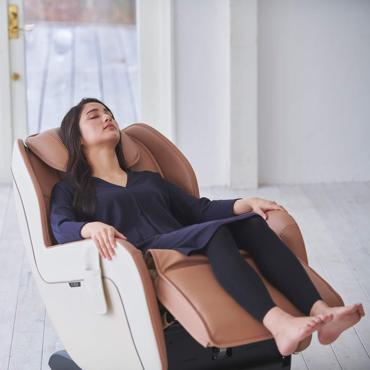 Synca CirC Plus Massage Chair - Comfort and Style