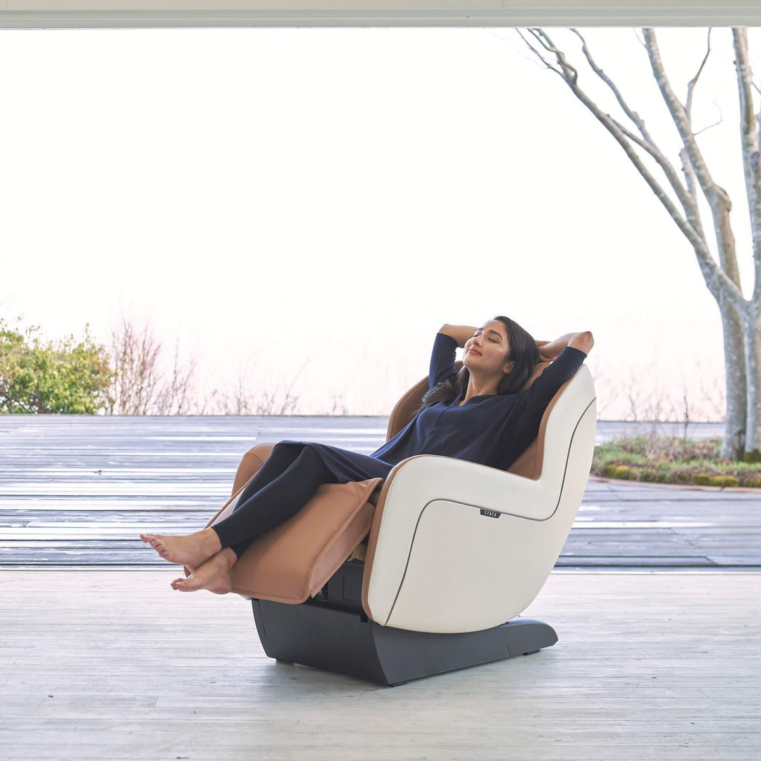 Synca CirC Plus Massage Chair - Comfort and Style