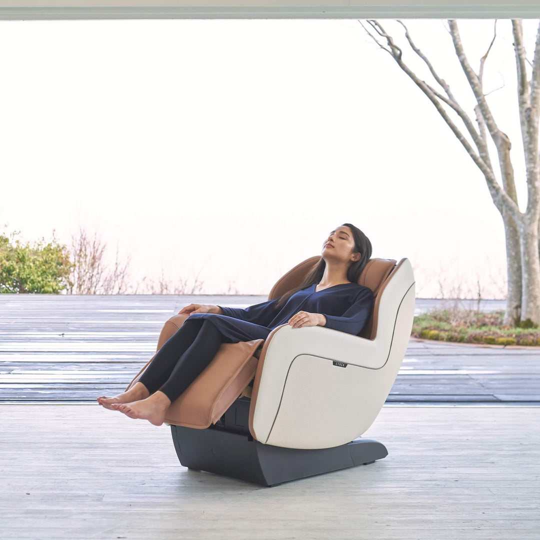 Synca CirC Plus Massage Chair - Comfort and Style